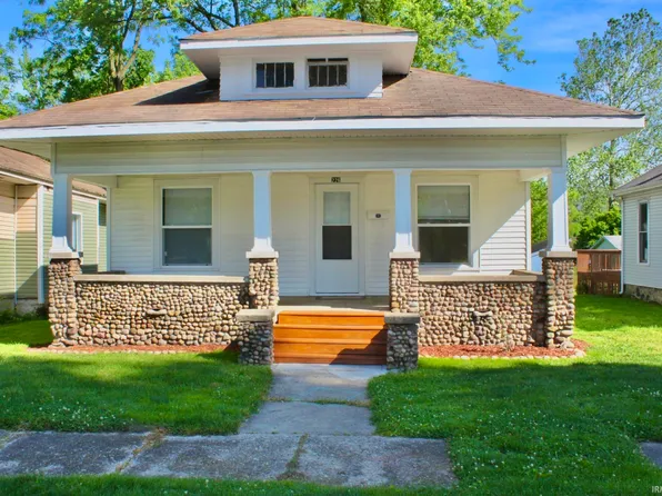 226 Dickson St, Plymouth, IN 46563