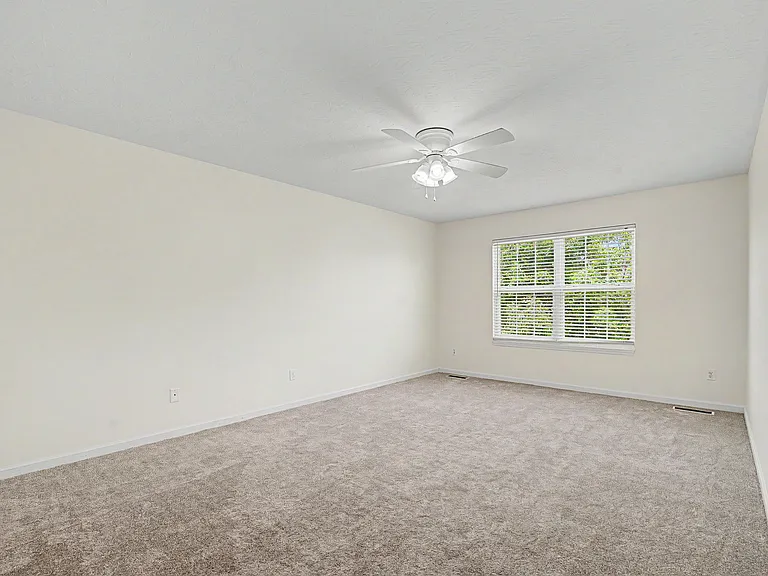 7973 Seabury Ct — Photo 38