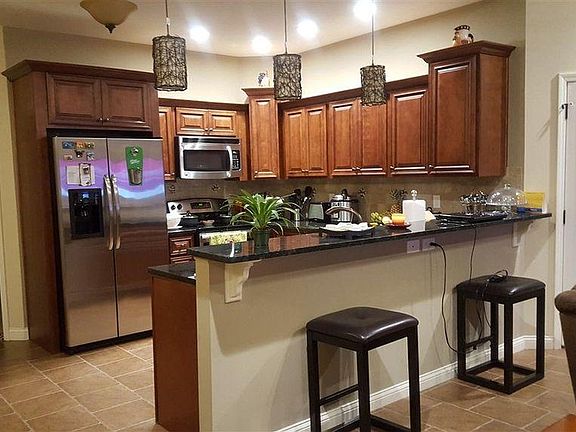 2nd image of 120 Vineland Parkway Dr