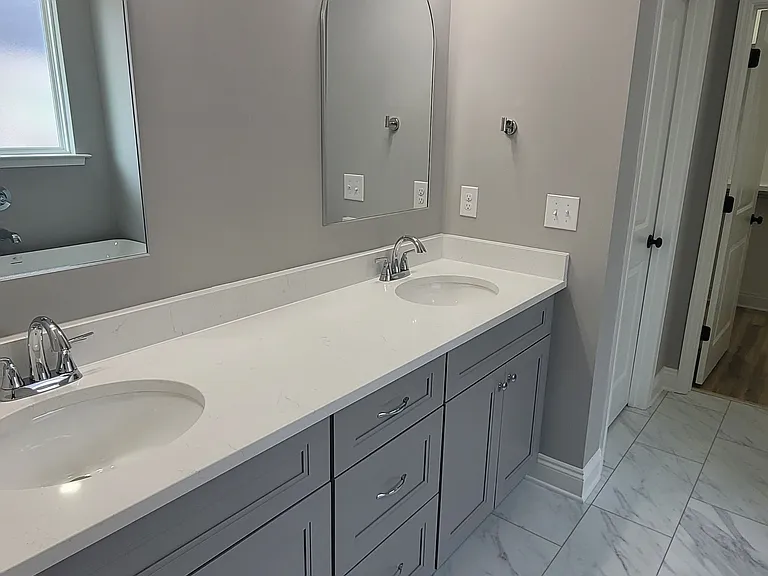 1031 Wessex Dr — Photo 12