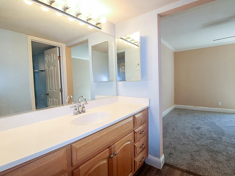 2408 Larkspur Ln #247 — Photo 14