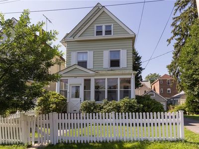 54 Edgewood Ave, Yonkers, NY, 10704