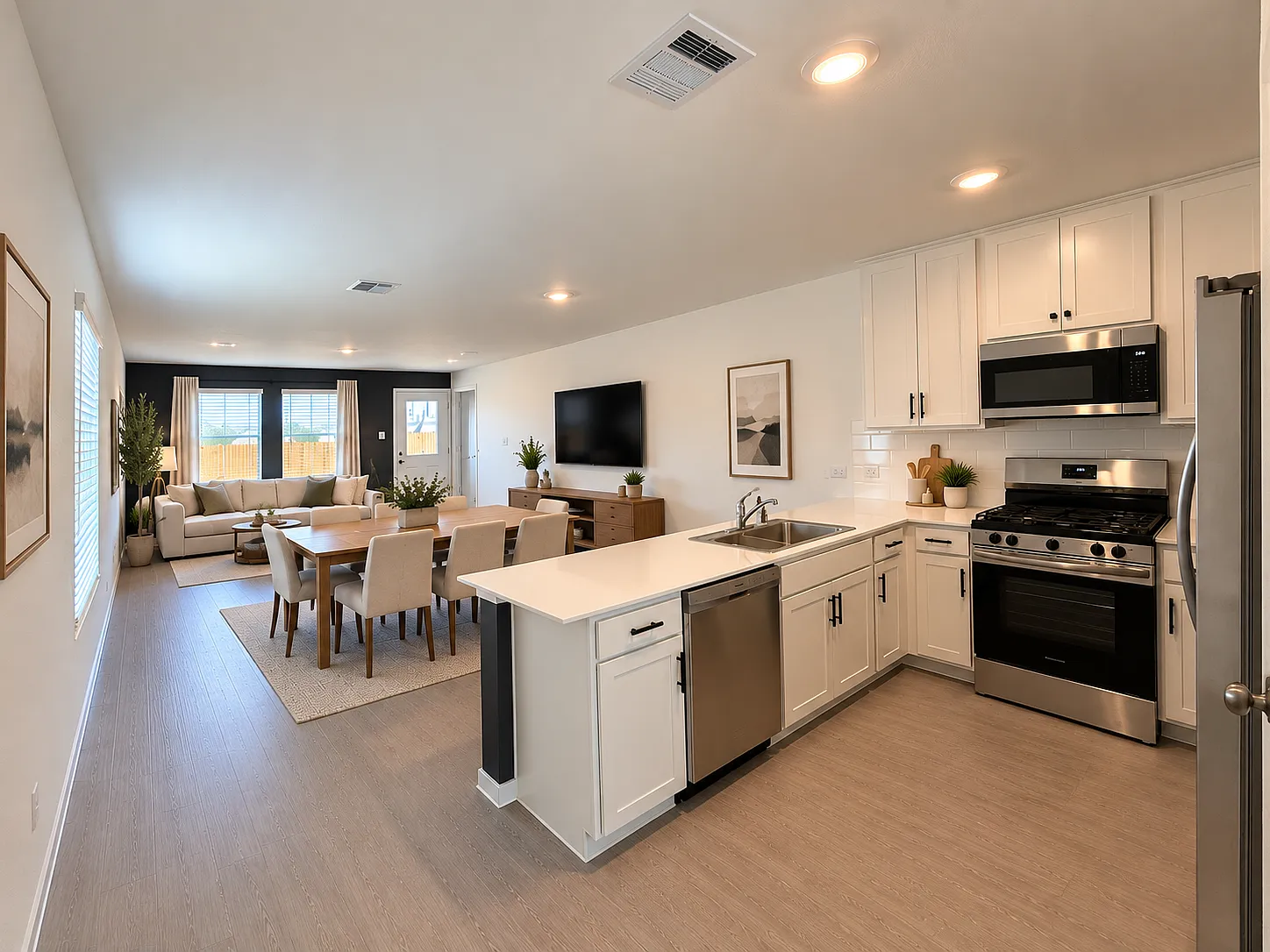 4 bed, 1600 sqft, $2,100 — Photo 1