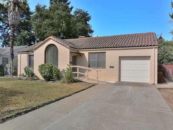 2nd image of 7951 Carmel St
