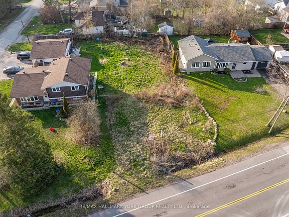 4th image of 970 Metro Rd N