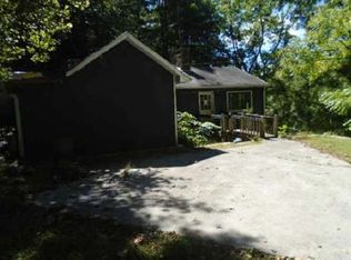 196 Strawberry Ln, Mineral Bluff, GA 30559