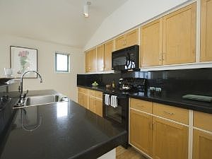 1059 Union1
