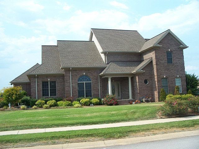 1st image of 106 Pemberton Pl
