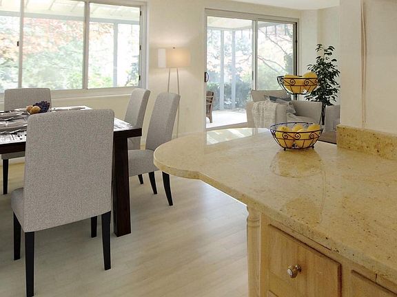 5th image of 10201 Grosvenor Pl APT 112
