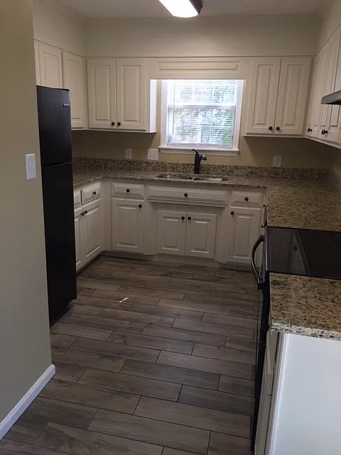 Beautifully Renovated 2 Story Home in Great Location!! — Photo 2
