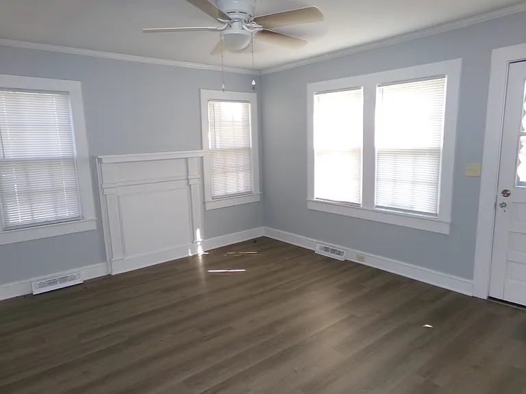 517 Concord Rd — Photo 2