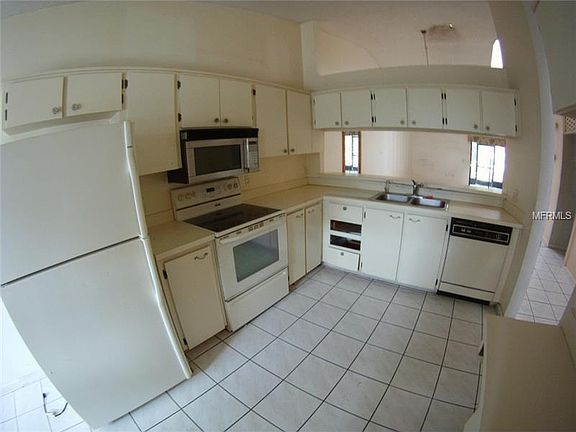 4th image of 39650 Us Highway 19 N APT 433