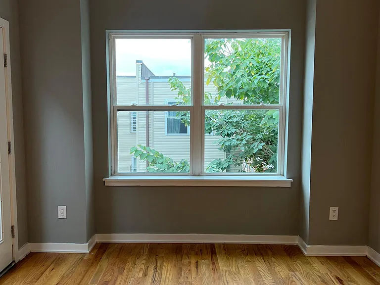 531 N Budd St #DD3 — Photo 10