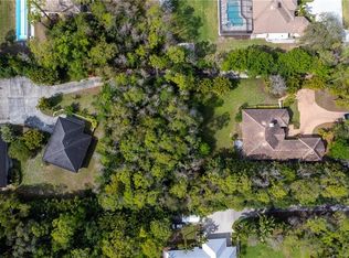 6800 Hunters Rd, Naples, FL 34109
