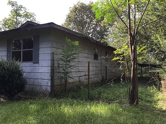 3rd image of 1625 County Road 40 W