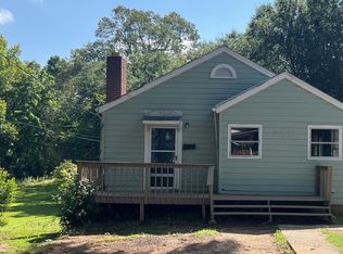 606 Hillcrest Dr, Shelby, NC 28150