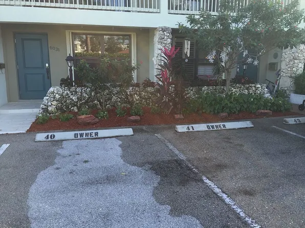 6031 Bayview Dr, Fort Lauderdale, FL 33308