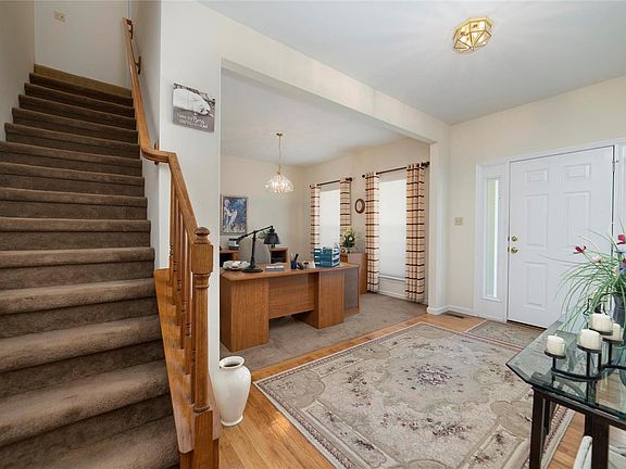 5th image of 6168 Arbor Green Dr