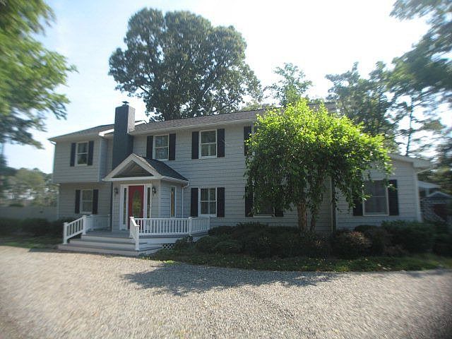 1st image of 271 Brightwaters Dr