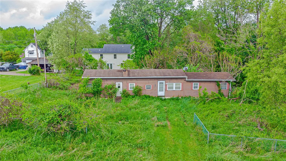 202 Washington Ave photo 1