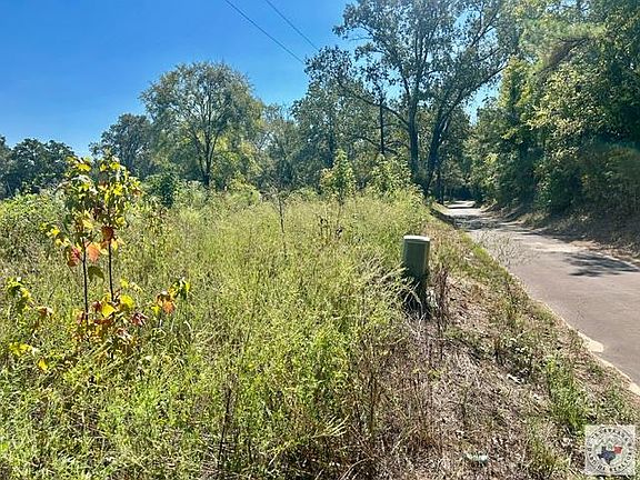 5th image of County Road 1111
