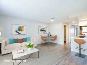 11208 S Western Ave, Los Angeles, CA