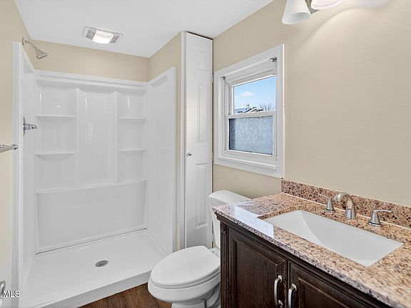 5th image of 3 Newbury Street