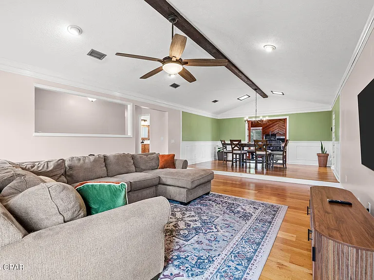 116 Derby Woods Dr — Photo 5