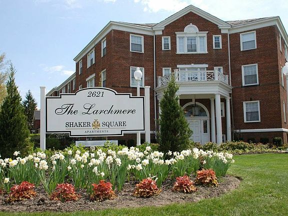 2nd image of 2621 N Moreland Blvd #21