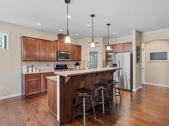 5th image of 4318 Dudley Dr NE