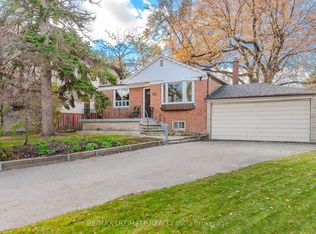 110 De Quincy Blvd, Toronto, ON M3H 1Y9