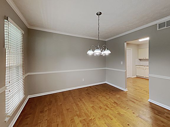 2nd image of 800 Crab Orchard Dr