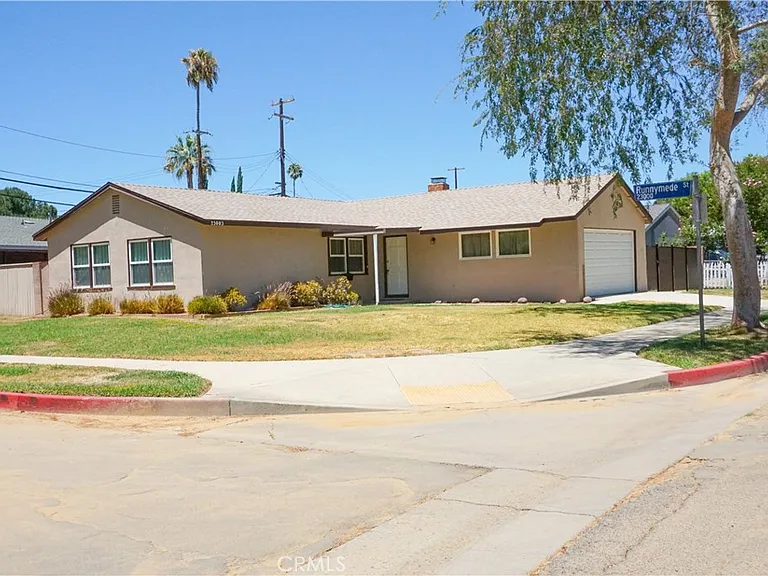 23003 Runnymede St — Photo 1