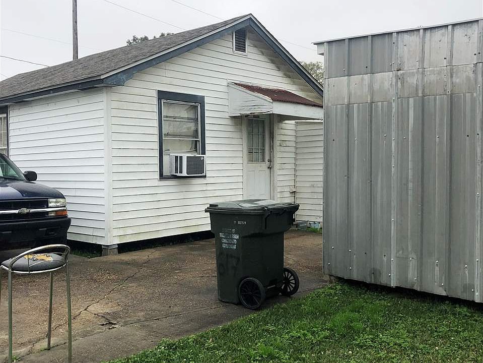 2nd image of 617 Marmande St