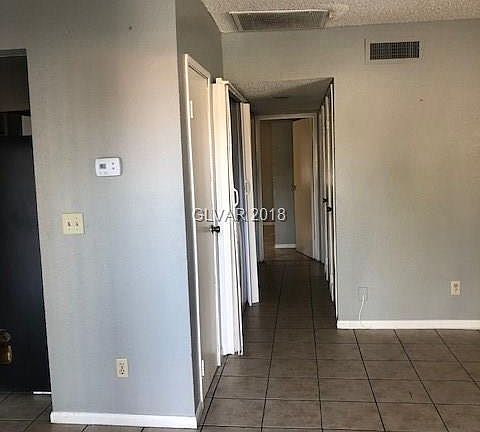 3rd image of 2781 Eldora Cir APT D