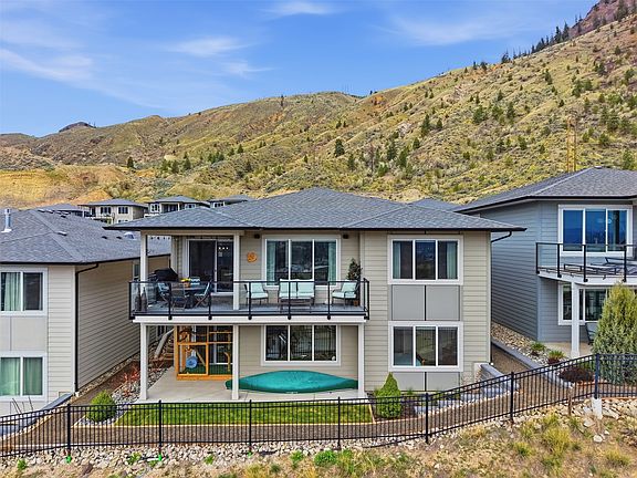 4th image of 4012 Rio Vista Way