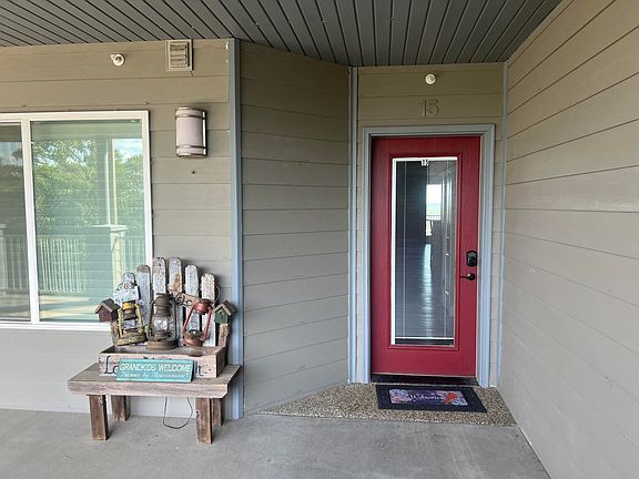 5th image of 14 Treehouse Lane Apt 15