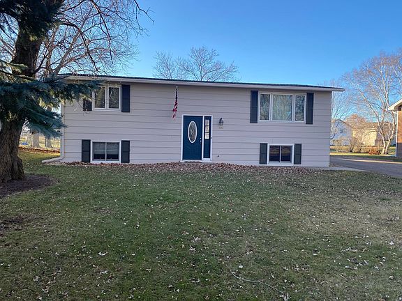 2nd image of 5593 Lander Ave NE