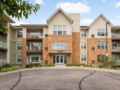 5445 Boone Ave N APT 114, New Hope, MN, 55428