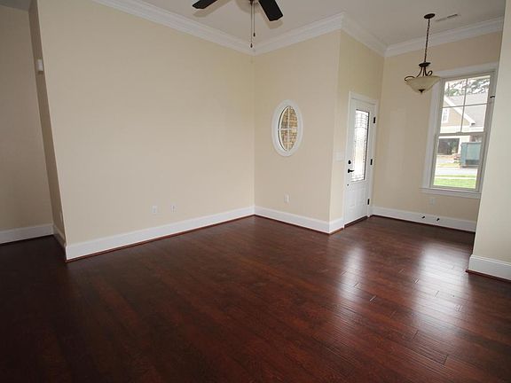 5th image of 4766 Laryn Ln