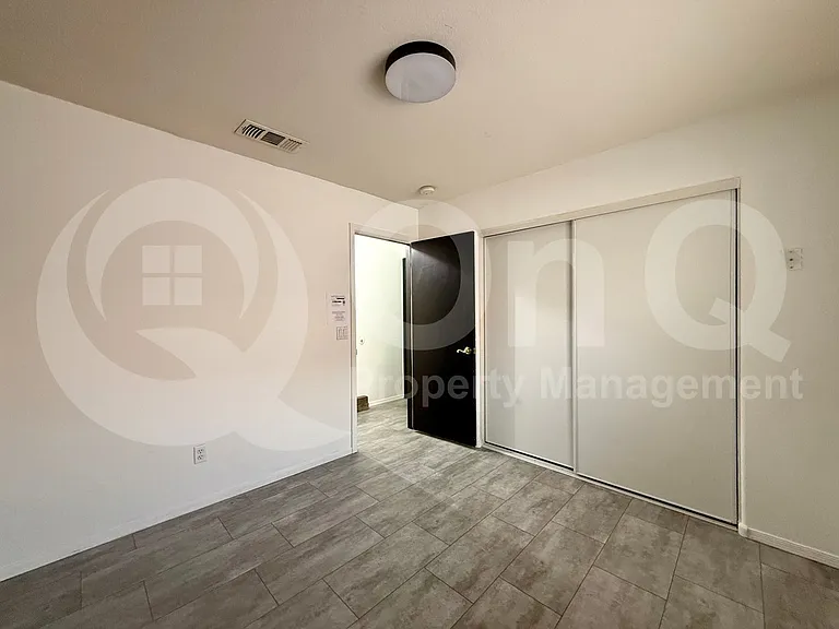 10609 W Rosewood Dr — Photo 12