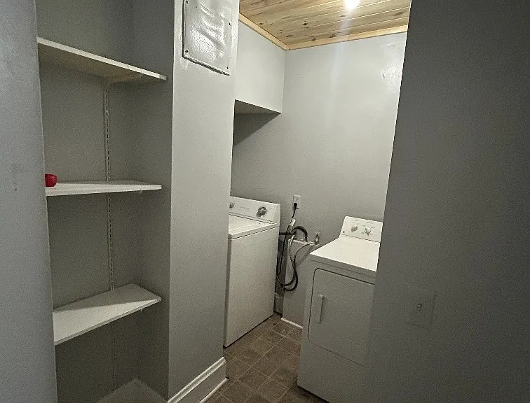 356 Savannah Ave #3 — Photo 12