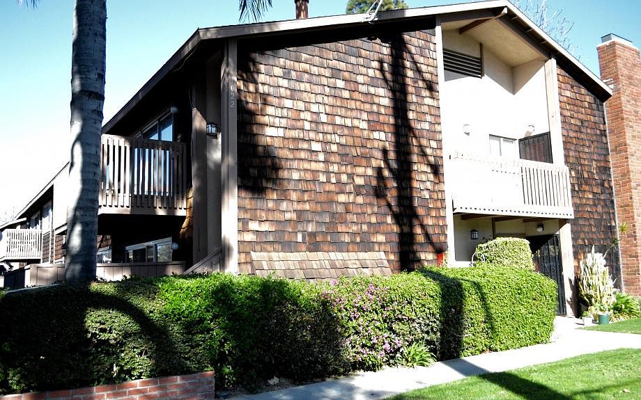 1st image of 1022 Cabrillo Park Dr APT G