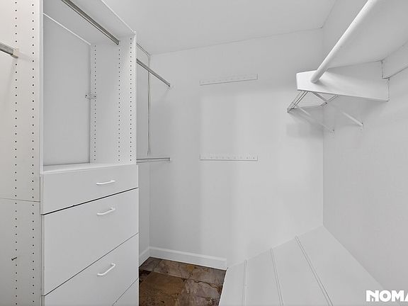 5th image of 2893 Sanford Ln
