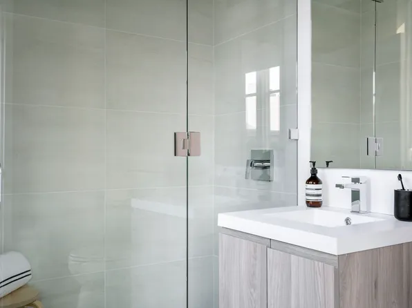 363 Bond Street image 4 of 11