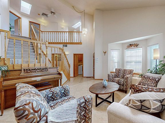 4th image of 6406 Thunderbird Cir NW