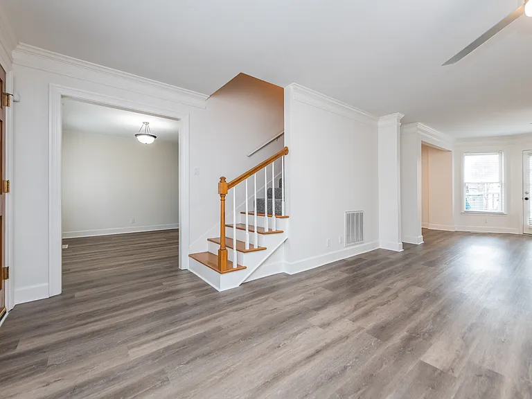 225 Autumn Trace Ct — Photo 5