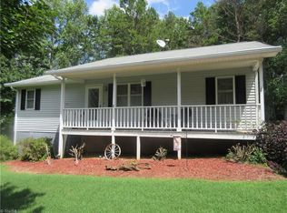 176 Brockland Dr, Advance, NC 27006