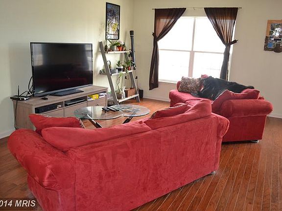 3rd image of 2289 Kew Gardens Dr #198