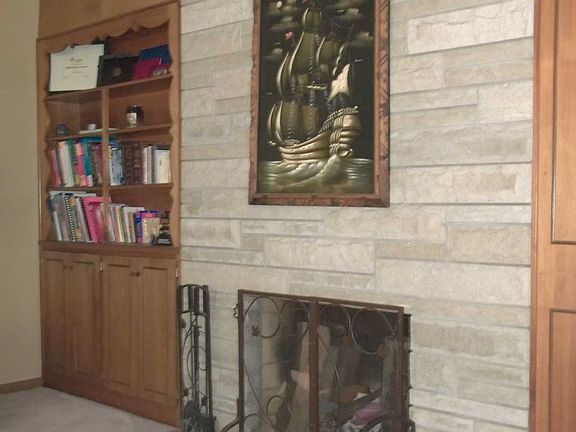 4th image of 3223 Chancellor Dr